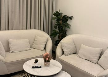 استديو بسرير ماستر وجلسة جانبية