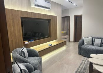 شقة بغرفة معيشة وغرفتين نوم 