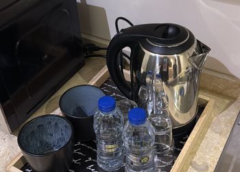 استديو بسرير ماستر وجلسة جانبية 