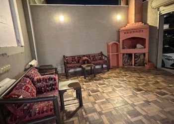 شاليه بصالة مريحة وغرفتين نوم 