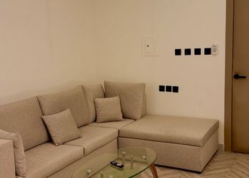 استديو بسرير ماستر وجلسة جانبية 