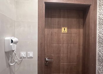 استديو هادئ بسرير ماستر 