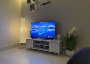 استديو بتصميم انيق ودخول ذاتي