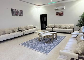 شاليه بمسبح وألعاب مائية 