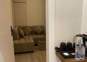 استديو مودرن بدخول ذاتي وسرير مريح