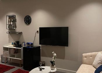 استديو هادئ بسرير ماستر 