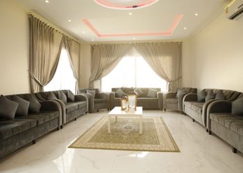 استراحة بمسبح وجلسة خارجية 