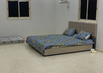 غرفة سرير ماستر بدورة مياة