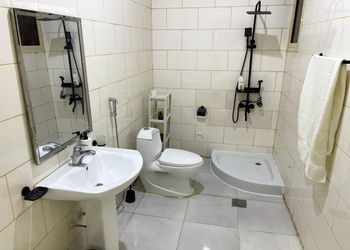 شقة بصالة وغرفة نوم دخول ذاتي 