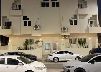 استديو هادئ بسرير ماستر 