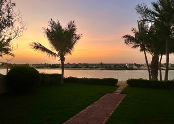 شاليه ببروجكتر
