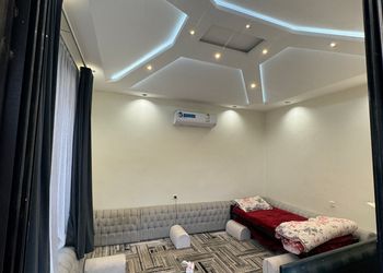 مزرعة مع غرف ومطبخ وحمام 