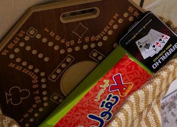 استديو بسرير ماستر وجلسة جانبية