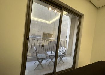 شقة راقية 3 غرف نوم بدخول ذاتي