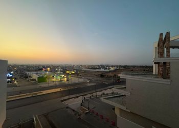 غرفتين نوم فندقية وموقع مميز