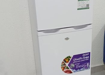 شقة بغرفة معيشة وغرفة نوم 