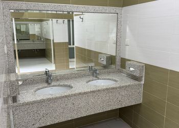 استراحة بمسطح اخضر ومجالس