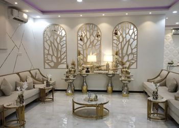 شاليه بمسطح اخضر ومسبح 