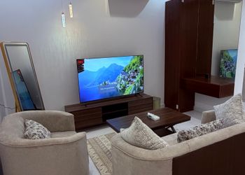 استديو بسرير ماستر