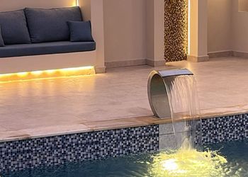 شاليه بصاله انيقة وجلسة خارجية