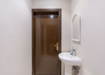 استديو بسريرين فردية
