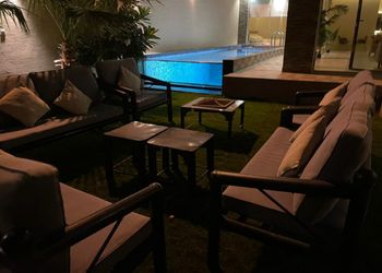 شاليه بمسطح اخضر