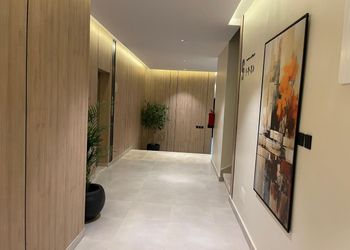 استديو بتصميم أنيق ودخول ذاتي 