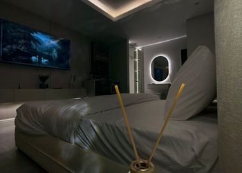 استديو هادئ بسرير ماستر 