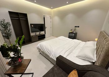 استديو بسرير ماستر ودخول ذاتي