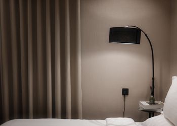 استديو هادئ بسرير ماستر 