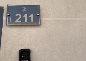 استديو بسرير ماستر ودخول ذاتي