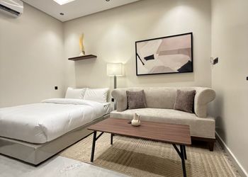 استديو بدخول ذاتي وسرير مريح 