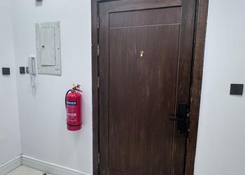 استديو بسرير ماستر