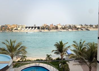 فيلا بتصميم انيق و اربع غرف نوم