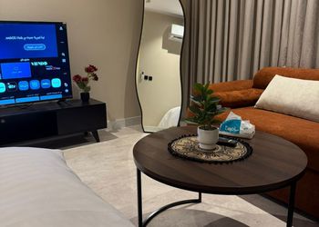 استديو هادئ بسرير ماستر 
