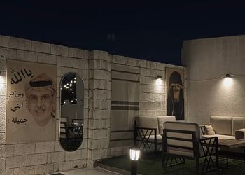 مخيم ببيت شعر وأجواء ممتعة