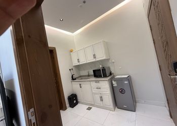 استديو راقي بدخول ذاتي 