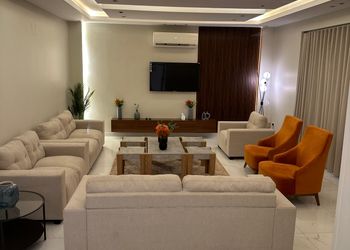 شاليه بمسبح خارجي وألعاب أطفال