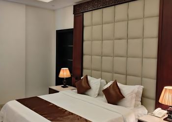 غرفة ماستر بدورة مياة