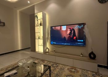 شقة بغرفة معيشة وغرفتين نوم 