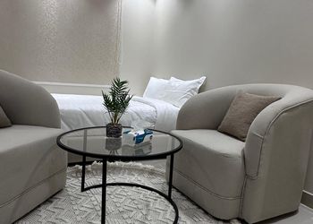 استديو بسرير فردي وجلسة 