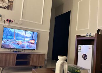 استديو بدخول ذاتي