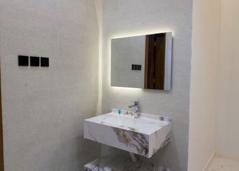 جناح هادئ بدخول ذكي ومطبخ
