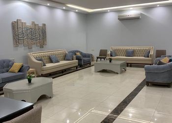 شاليه بمسطح اخضر ومسبح