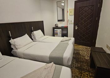 استديو بثلاث اسره فردية