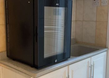 استديو هادئ بسرير ماستر 