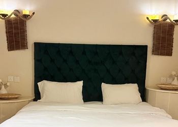 استديو هادئ بسرير ماستر 