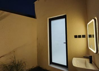 استراحة انيقة بمسطح أخضر