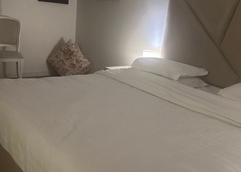 استديو بسرير ماستر وتلفزيون