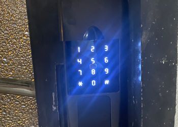 شقة ببروجكتر وغرفة ماستر 